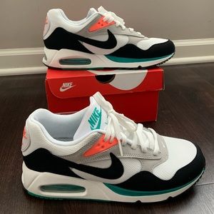 Women’s Nike Air Max Correlate